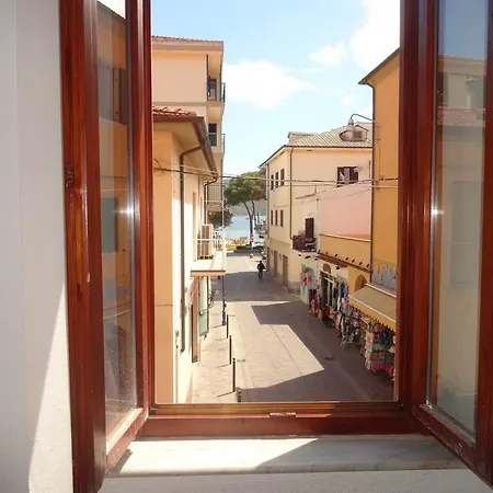 Silviaggi Apartment *